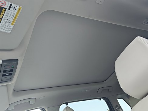 Used 2023 Nissan Rogue SL w/ SL Premium Package image 29