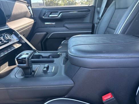 Used 2024 GMC Sierra 1500 AT4X image 11