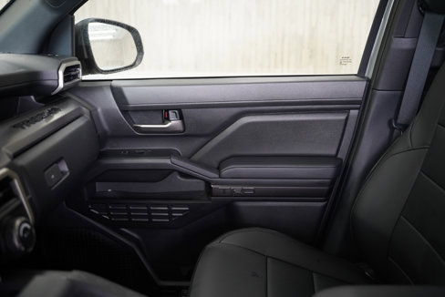 Used 2025 Toyota Tacoma TRD Off-Road image 30