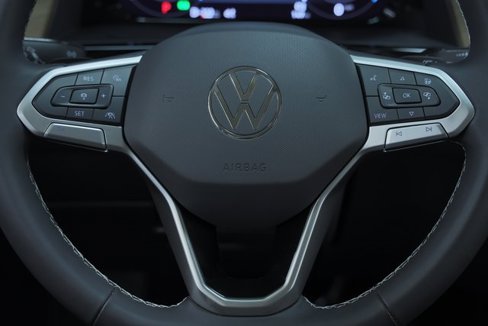 New 2026 Volkswagen Atlas SE image 11