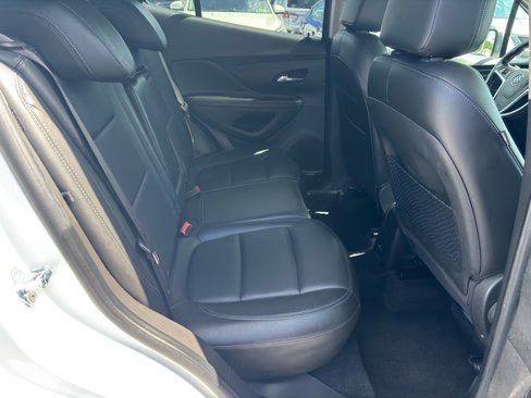 Used 2019 Buick Encore Essence image 21