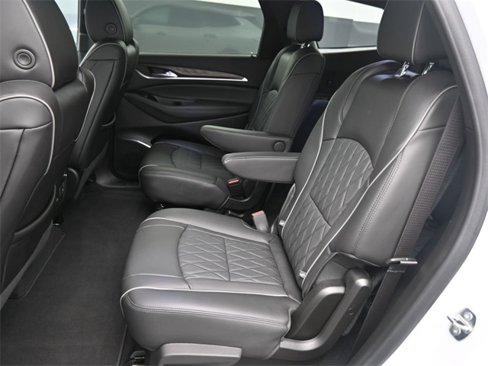Used 2024 Buick Enclave Avenir w/ Avenir Technology Package image 11
