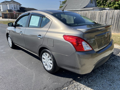 Used 2017 Nissan Versa SV image 4