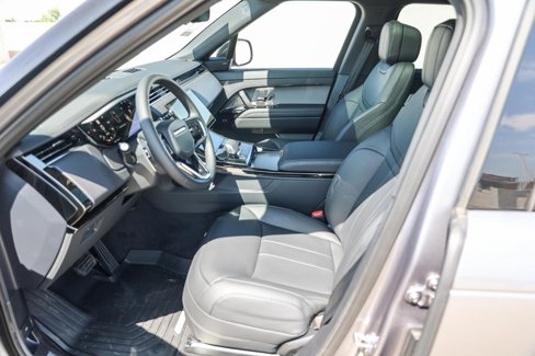 New 2025 Land Rover Range Rover Sport SE image 20
