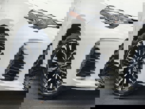 Used 2019 Toyota Corolla XSE image 5
