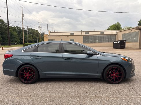 Used 2017 Hyundai Sonata SE image 4
