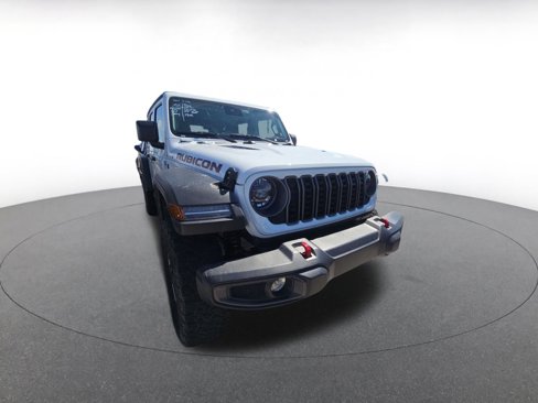 Used 2025 Jeep Wrangler Unlimited Rubicon image 3