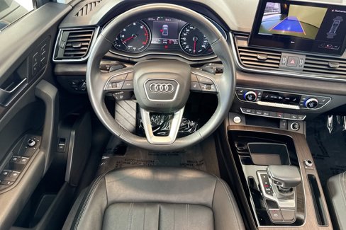 Used 2021 Audi Q5 Premium image 21