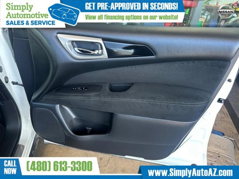 Used 2016 Nissan Pathfinder SV image 26