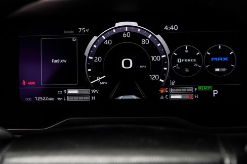 Used 2024 Toyota Sequoia Platinum image 33