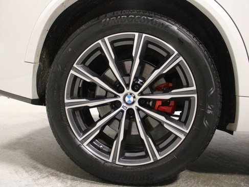 Certified 2025 BMW X5 xDrive40i w/ M Sport Package image 28