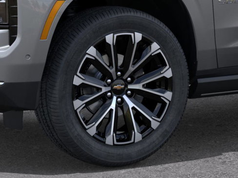 New 2026 Chevrolet Suburban High Country image 9