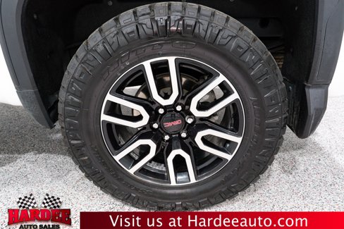 Used 2025 GMC Sierra 1500 AT4 w/ AT4 Premium Package image 10