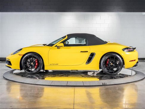 New 2025 Porsche 718 Boxster GTS image 2