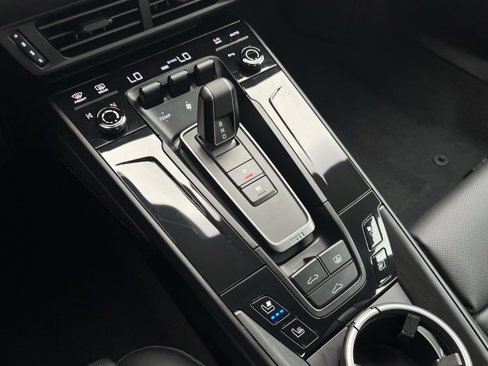 Certified 2025 Porsche 911 Carrera GTS image 27
