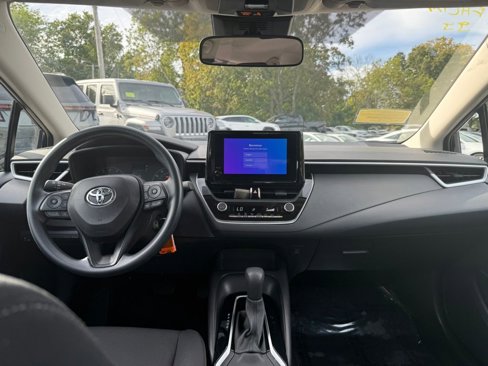 Used 2024 Toyota Corolla LE image 17