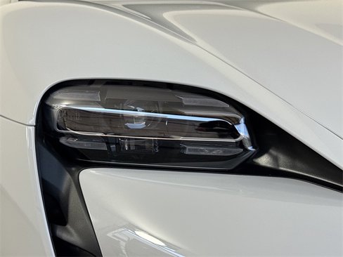 Certified 2024 Porsche Taycan image 27