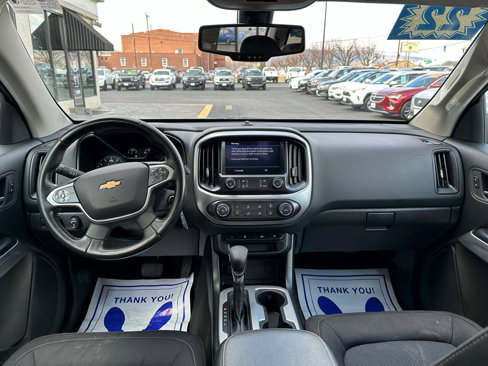 Used 2022 Chevrolet Colorado LT w/ LT Convenience Package image 9