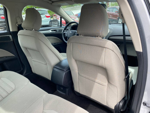 Used 2019 Ford Fusion S image 27