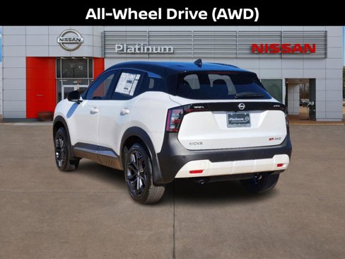 New 2025 Nissan Kicks SR w/ Illumination Package image 3