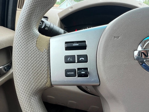 Used 2016 Nissan Frontier SV image 15