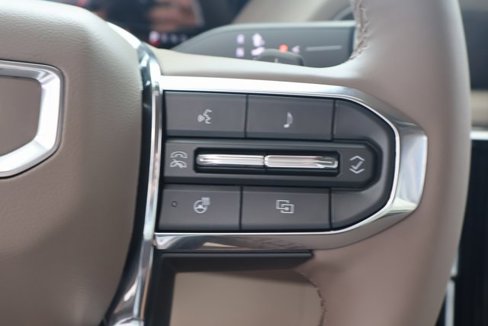 New 2026 GMC Yukon XL Denali w/ Denali Reserve Package image 25