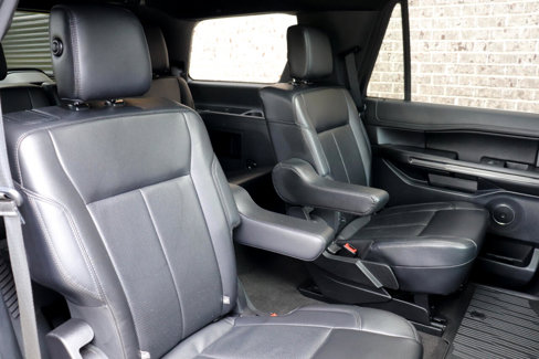 Used 2020 Ford Expedition XLT w/ Equipment Group 202A image 32