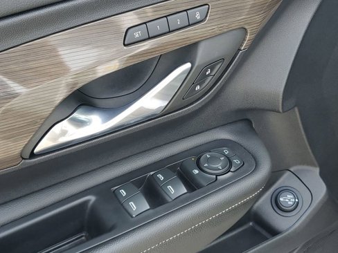 Used 2023 GMC Terrain Denali w/ LPO, Floor Liner Package image 47
