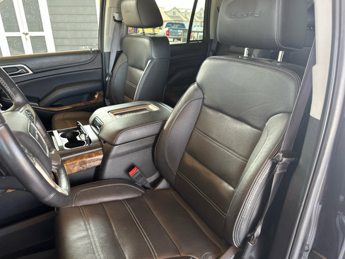 Used 2016 GMC Yukon Denali w/ Open Road Package image 32