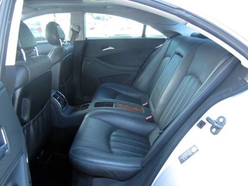 Used 2006 Mercedes-Benz CLS 500 image 19