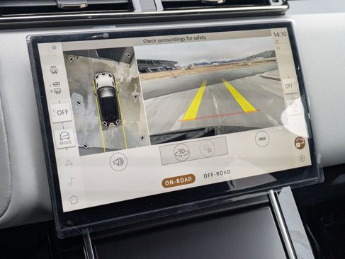 New 2026 Land Rover Range Rover Velar Dynamic SE image 14