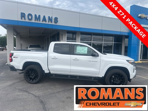 New 2025 Chevrolet Colorado Z71 image 2