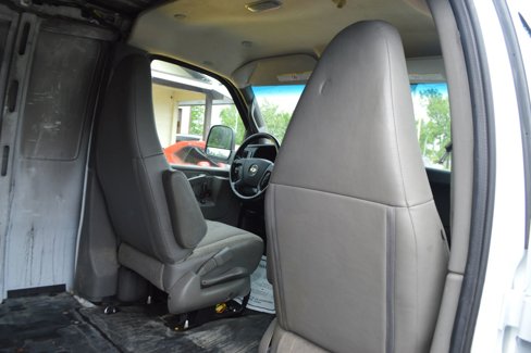 Used 2021 Chevrolet Express 2500 w/ Driver Convenience Package image 21