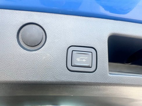 Used 2025 Chevrolet Equinox ACTIV w/ Safety and Technology Package image 29