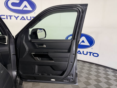 Used 2025 Toyota Tundra Limited image 15