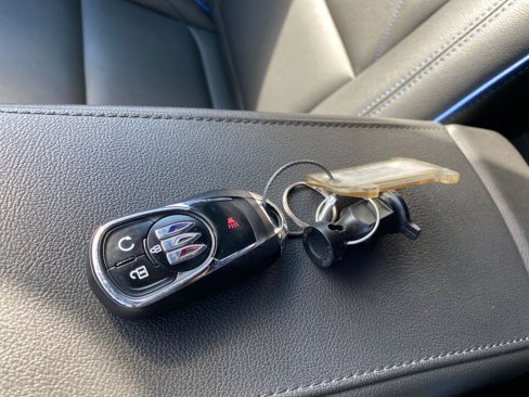 Used 2025 Buick Envista Sport Touring image 22