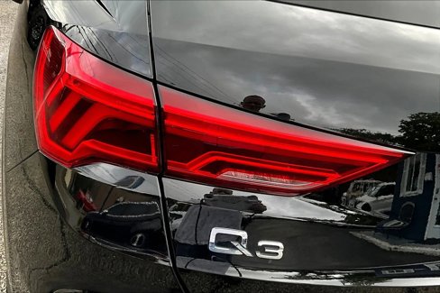 Used 2021 Audi Q3 2.0T Premium image 29