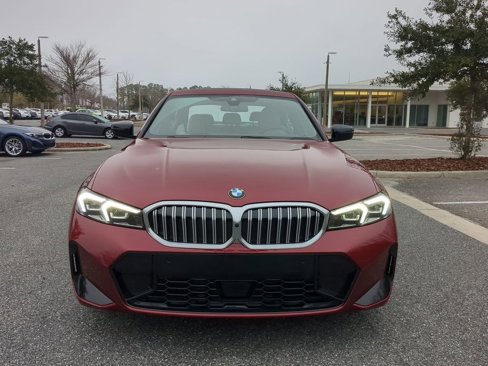 Certified 2025 BMW 330i Sedan w/ M Sport Package image 9