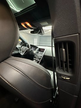 Used 2016 Volvo XC60 T5 Premier w/ Proximity Package image 34