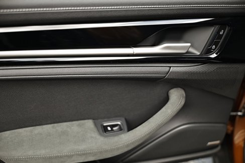 New 2025 Porsche Panamera 4 image 27