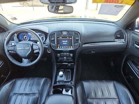 Used 2023 Chrysler 300 S image 19
