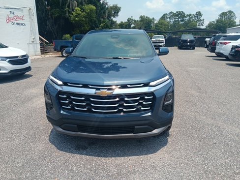 New 2026 Chevrolet Equinox LT w/ Convenience Package II image 8