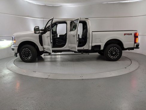 New 2026 Ford F250 Platinum image 28