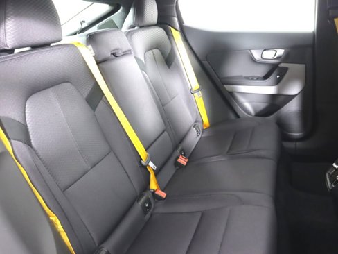 Used 2022 Polestar Polestar 2 w/ Performance Package image 37