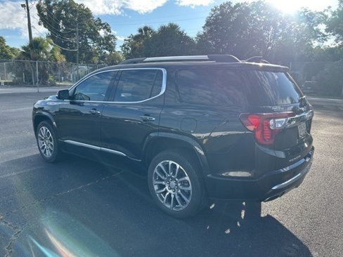 Used 2023 GMC Acadia Denali w/ Trailering Package image 3