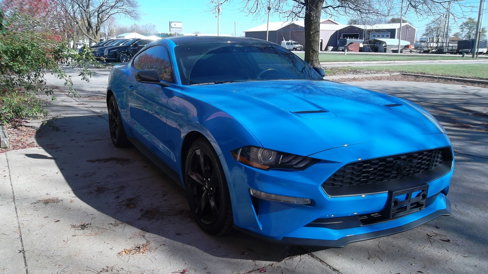 Used 2022 Ford Mustang Coupe image 4