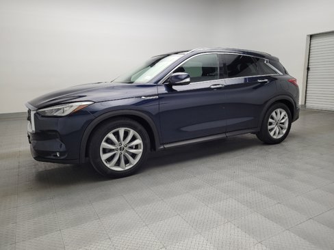 Used 2019 INFINITI QX50 Essential w/ Premium Heat Package image 2