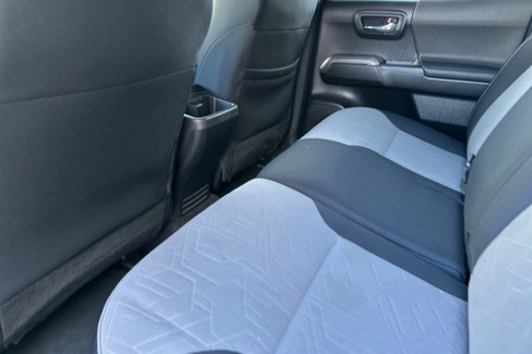 Used 2021 Toyota Tacoma TRD Off-Road image 14
