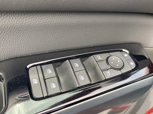 New 2025 Nissan Pathfinder SL image 14