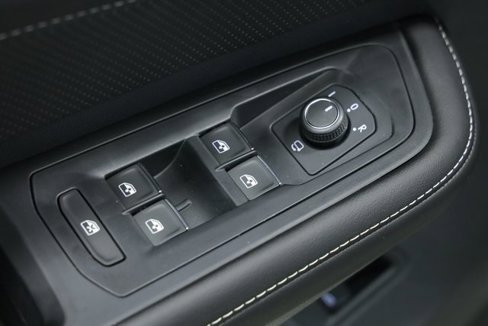 New 2025 Volkswagen Atlas SEL Premium R-Line image 30